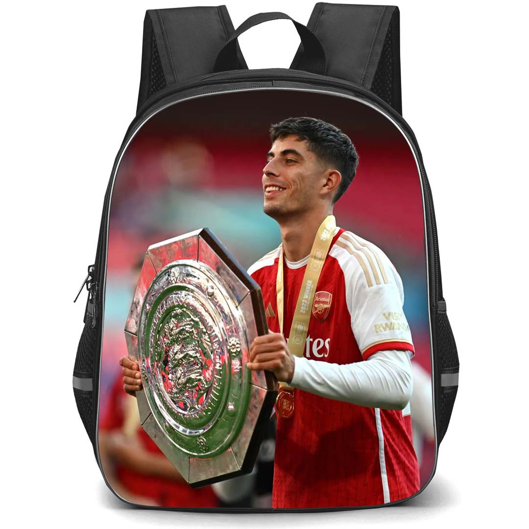 Arsenal F.C. Kai Havertz Backpack StudentPack - Kai Havertz Holding Community Shield 2023 Trophy