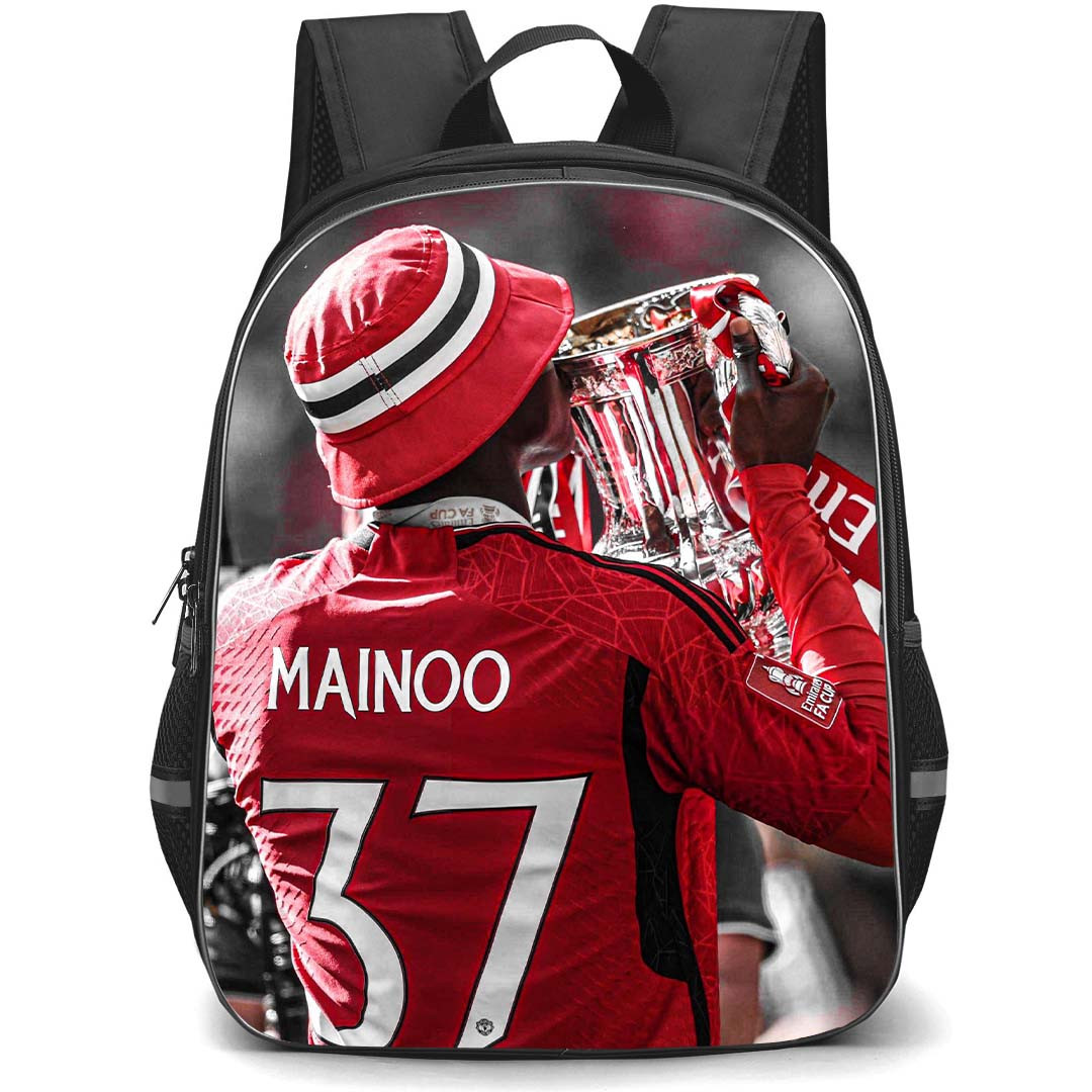 Manchester United F.C. Kobbie Mainoo School Backpack StudentPack - Man United Kobbie Mainoo Kissing The Trophy